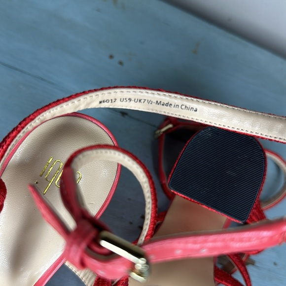 CAbi Tiptoe Vibrant Red Rope Sandals in Womens Size 9 - Picture 10 of 14
